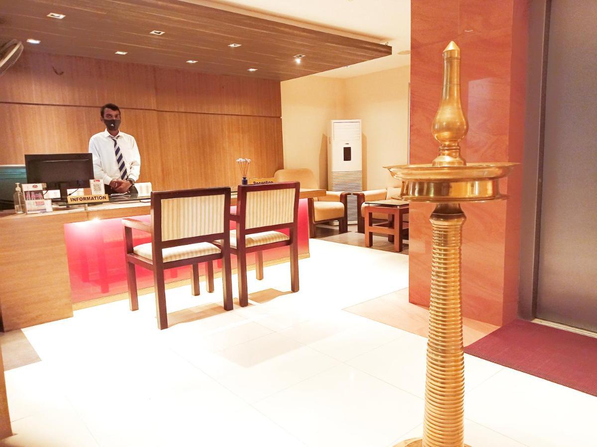 Hotel De Grand โคชิโคด ภายนอก รูปภาพ