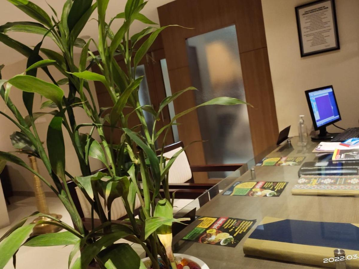Hotel De Grand โคชิโคด ภายนอก รูปภาพ