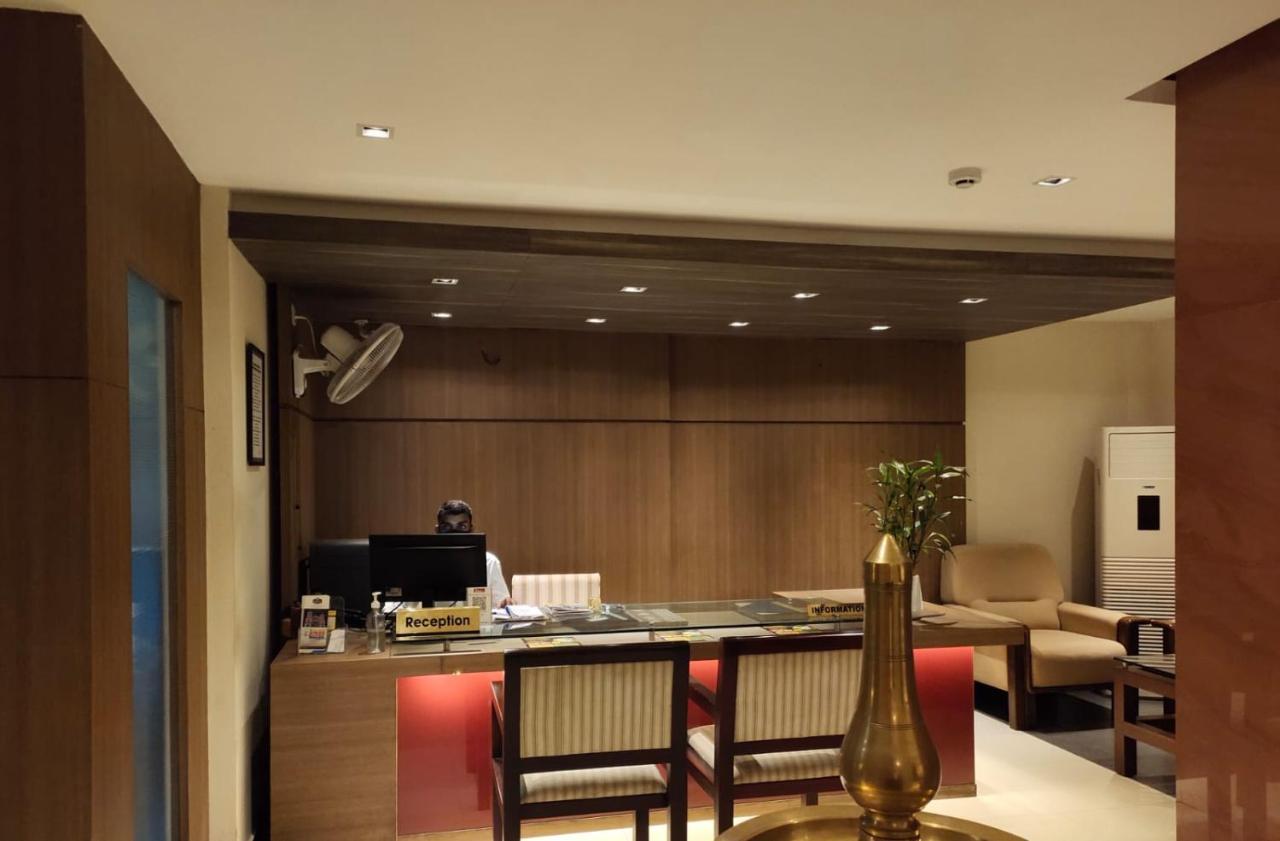 Hotel De Grand โคชิโคด ภายนอก รูปภาพ